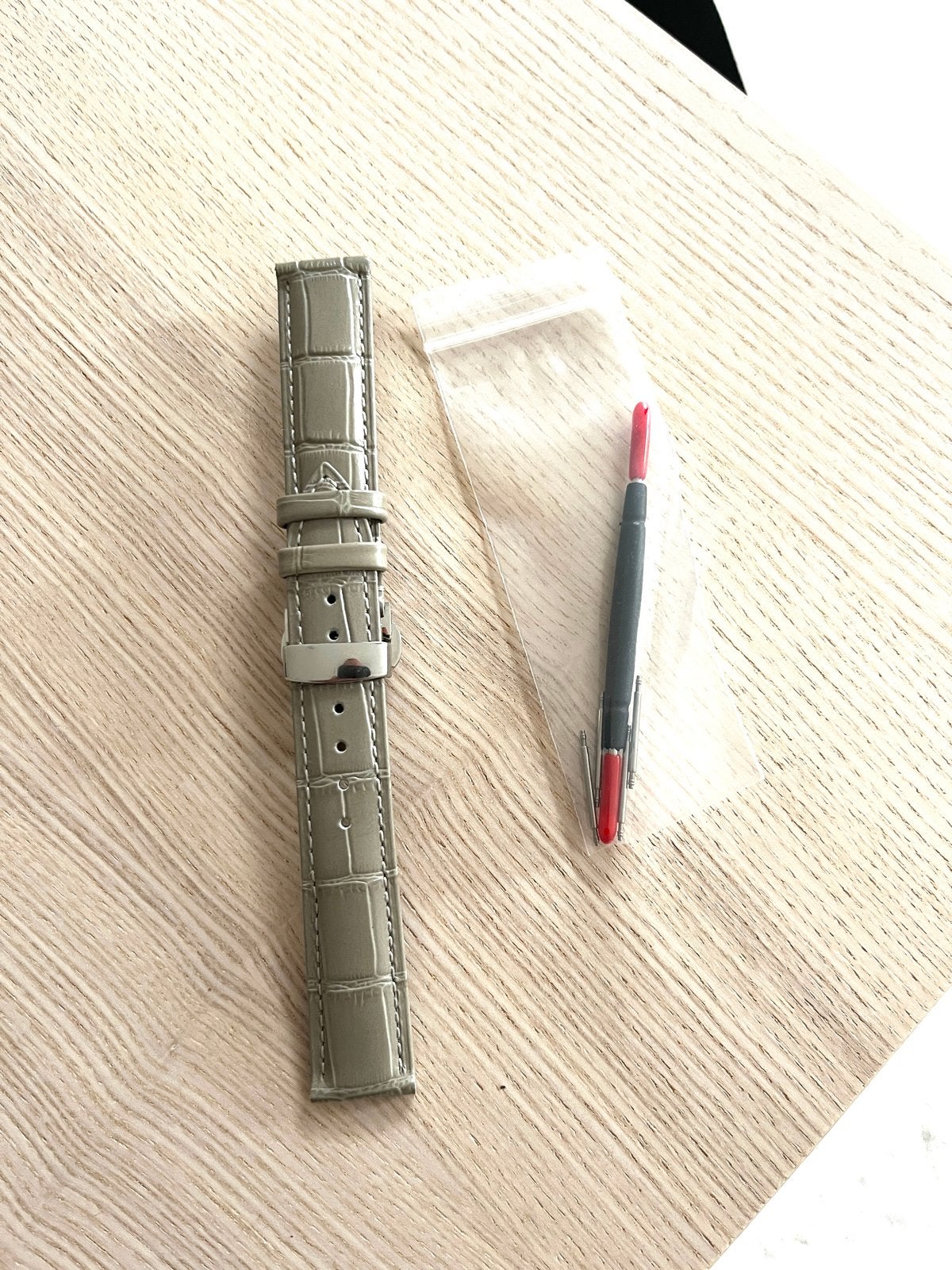 Twee 19mm horlogebanden. Grijs en blauw, gratis, Ophalen, Nieuw, Leer, Overige merken
