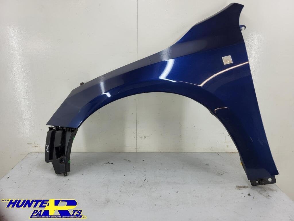 spatbord LV  Volvo V60/S60 kleurcode 706 ('10-'13), Gebruikt, Ophalen of Verzenden, Volvo, Volvo