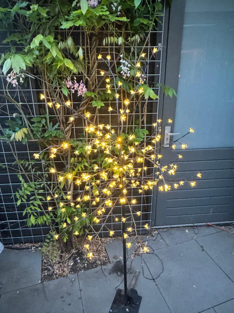 LED Bloesemboom - sfeervol op terras of tuin(kamer), Tuin en Terras, Buitenverlichting, Kunststof, Gebruikt, Minder dan 50 watt