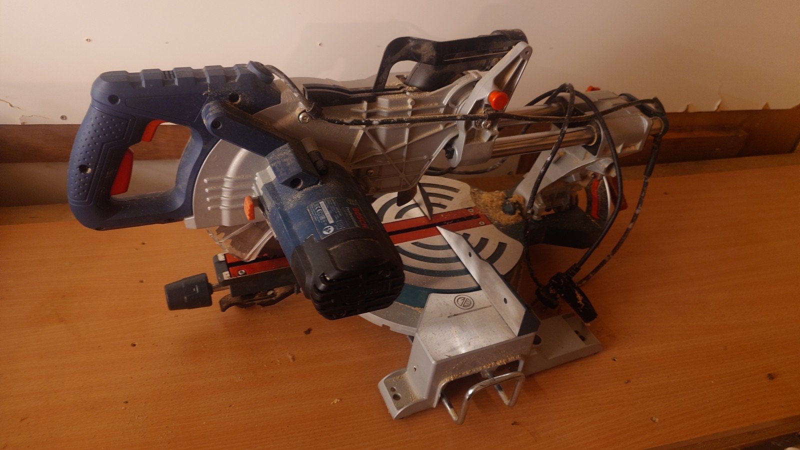Bosch Professional Afkortzaag GCM 800 SJ, Ophalen, Gebruikt, Bosch Professional, 600 tot 1200 watt