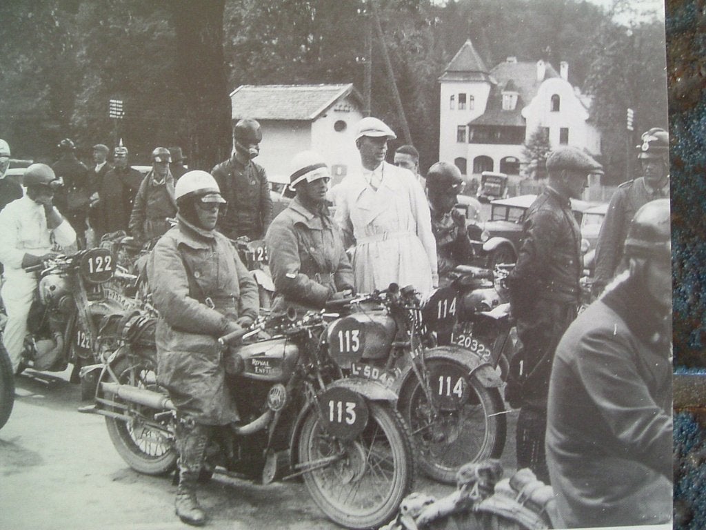 Motorfietsen 1900 - 1960., Ophalen of Verzenden, Zo goed als nieuw, H. van Dissel, Algemeen