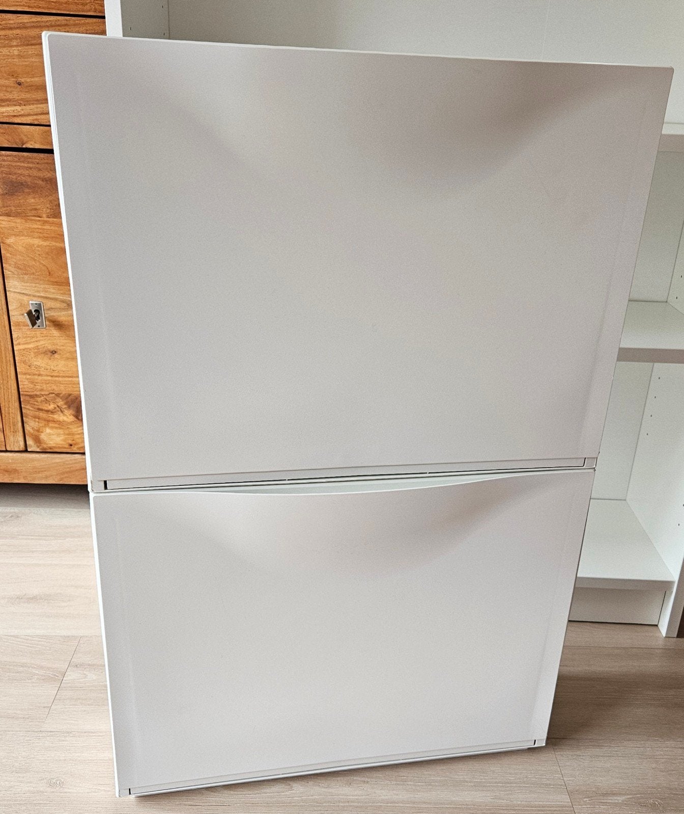 2 witte opbergbakken ikea trones, Ophalen, Zo goed als nieuw