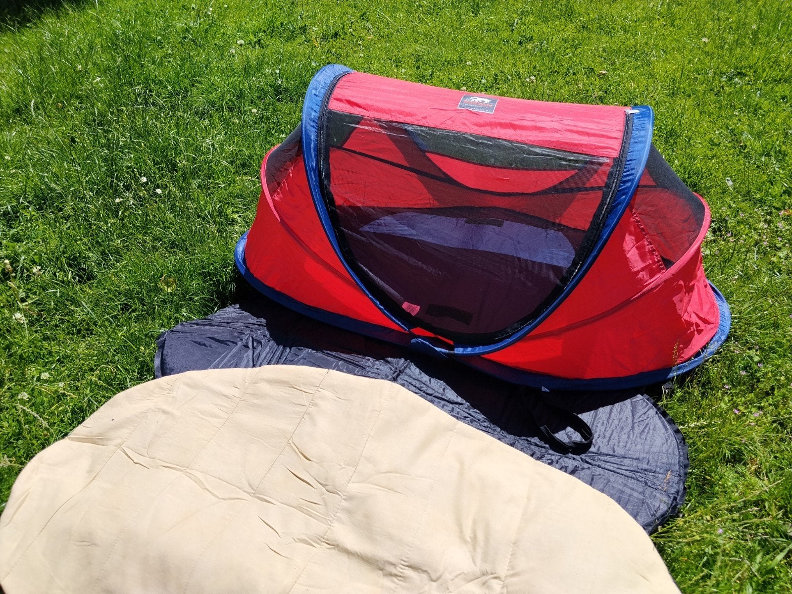 Deryan pop-up baby reis tent tentje, Caravans en Kamperen, Ophalen of Verzenden, Zo goed als nieuw, Tot en met 2