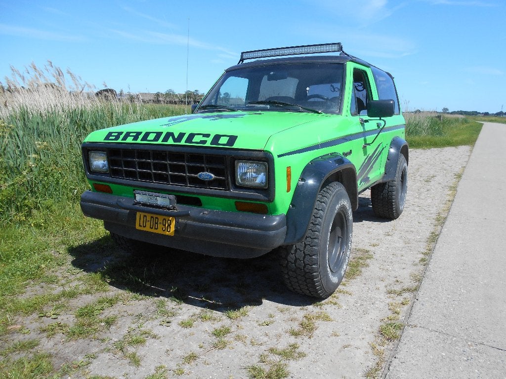 Ford Bronco II 1987 2.9 V6 Injectie Automaat TWEE JAAR APK, Automaat, 2000 kg, Bruin, Particulier