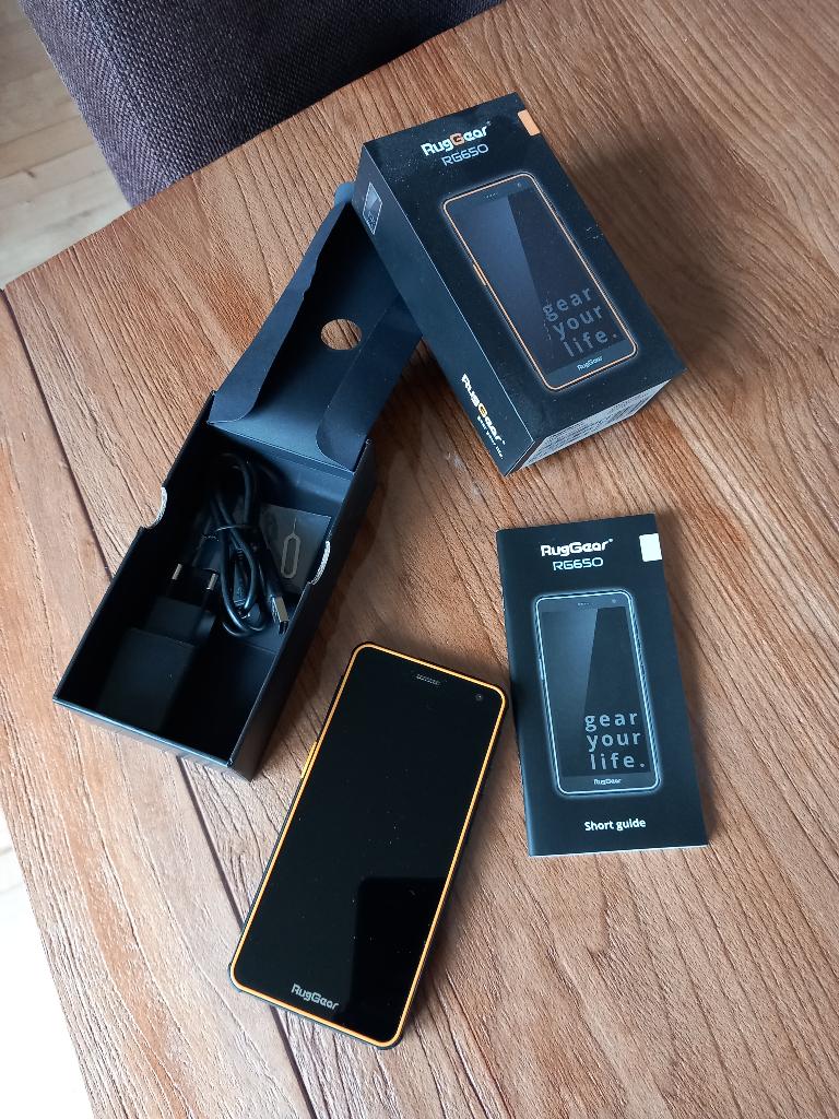 RuGGear RG650 telefoon, Ophalen of Verzenden, Zo goed als nieuw, Zonder simlock, Zonder abonnement