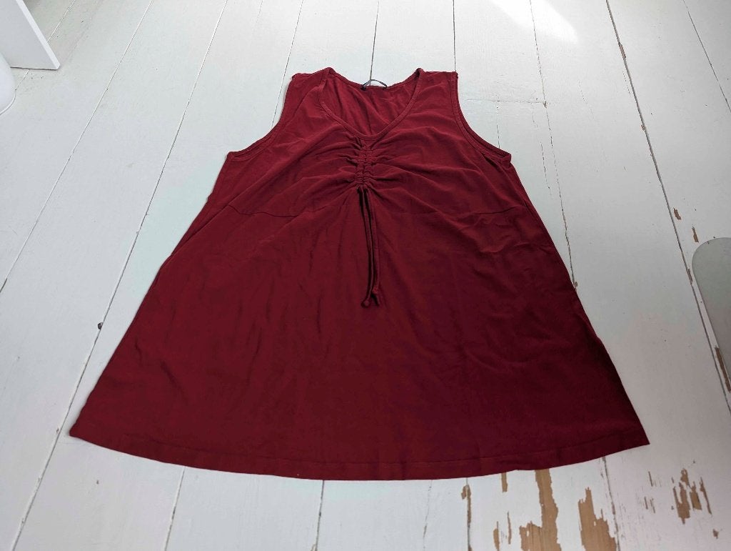 Rode top van X-Two, Kleding | Dames, Maat 42/44 (L), X-two, Ophalen of Verzenden, Zo goed als nieuw
