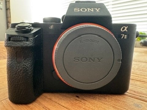 Sony A7 II Systeemcamera + FE 4.5-5.6 / 70-300 G OSS lens, Ophalen, Beeldstabilisatie, Zo goed als nieuw, Lensdop