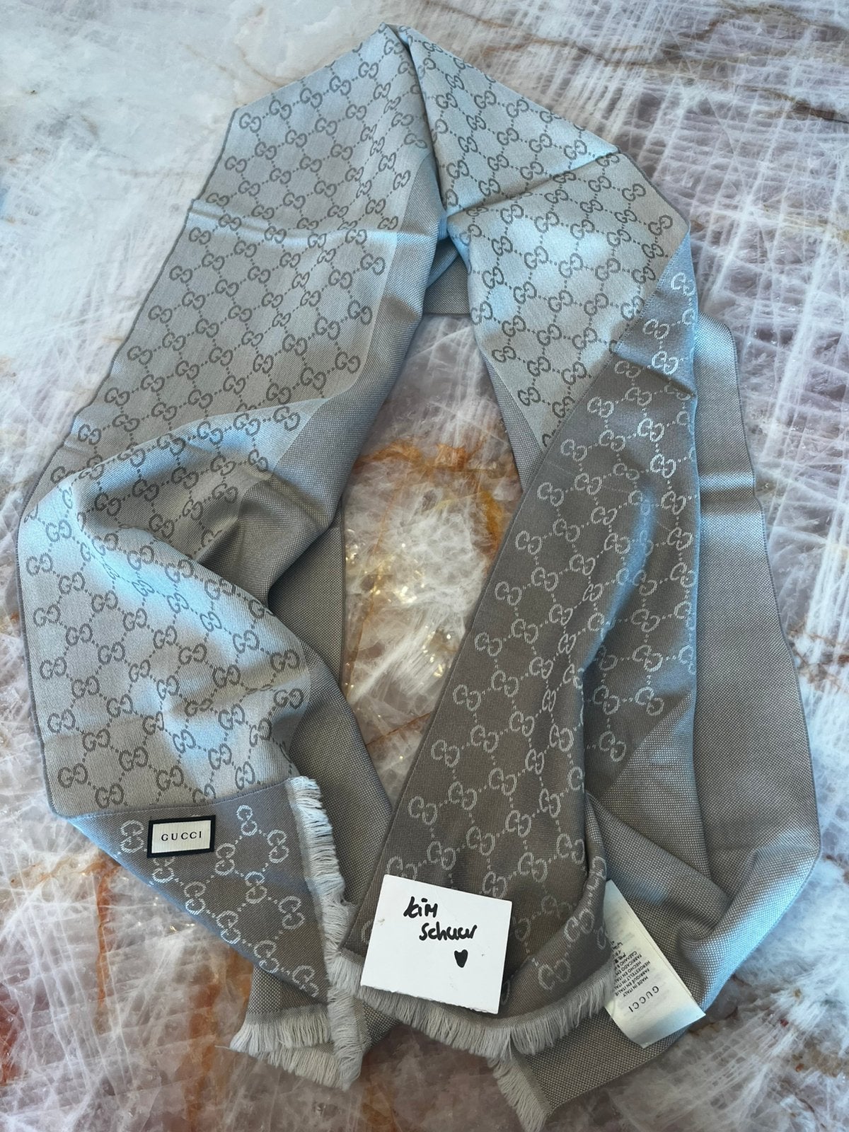 Origineel! Beige grijze gucci sjaal, Ophalen of Verzenden, Zo goed als nieuw, Maat 46/48 (XL) of groter, Sjaal