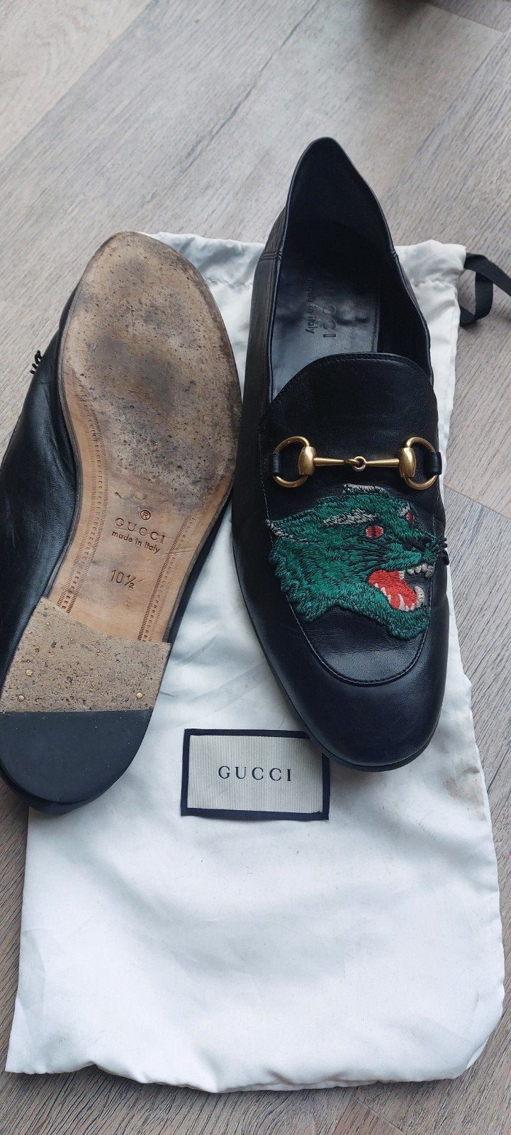 Gucci Princetown Loafers met Tijgerborduurwerk - Maat 44.5, Loafers, Zwart, Ophalen of Verzenden, Gucci