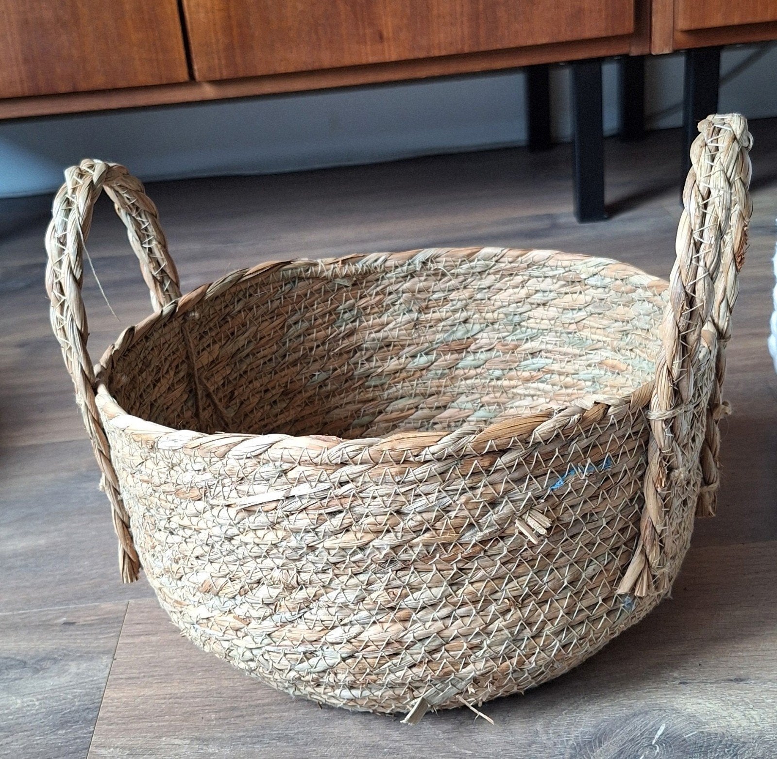 gratis rond rieten mandje met hengsels, Ophalen, Rond, Riet