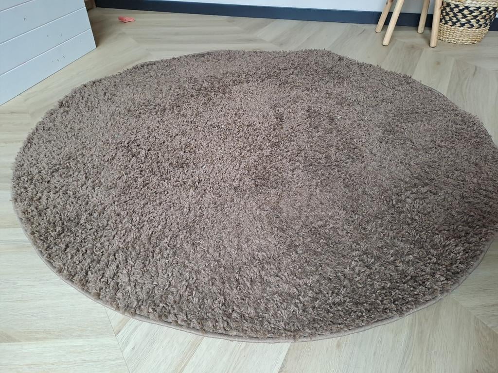 Tapijt 80 cm hoogpolig walnoot bruin, 50 tot 100 cm, Bruin, Rond, Zo goed als nieuw