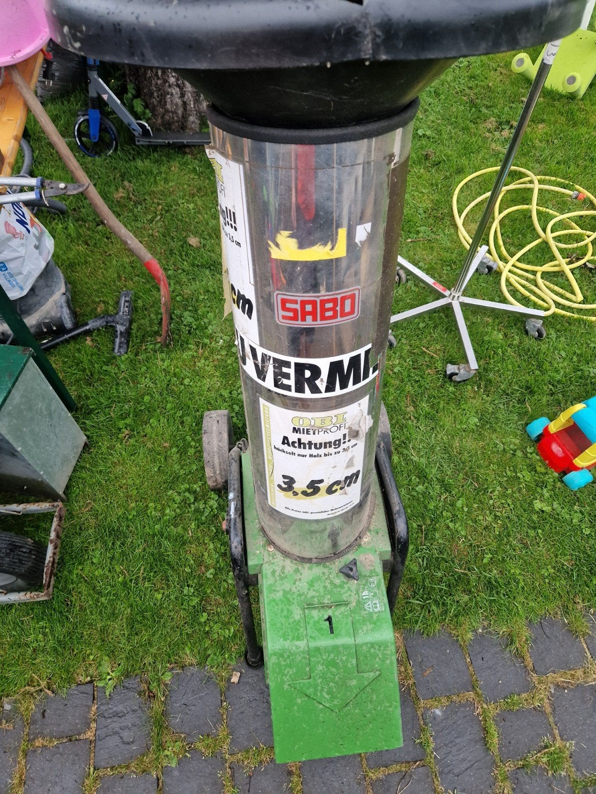 Sabo Hakselaar - Elektrisch, 3.5 cm takken, met werk., Ophalen