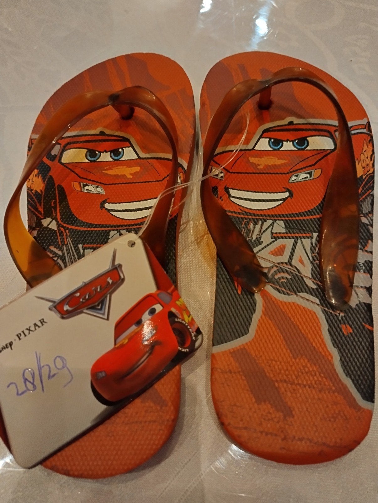 Nieuwe Cars slippers maat 28/29, Overige typen, Disney Pixar Cars, Nieuw, Ophalen of Verzenden