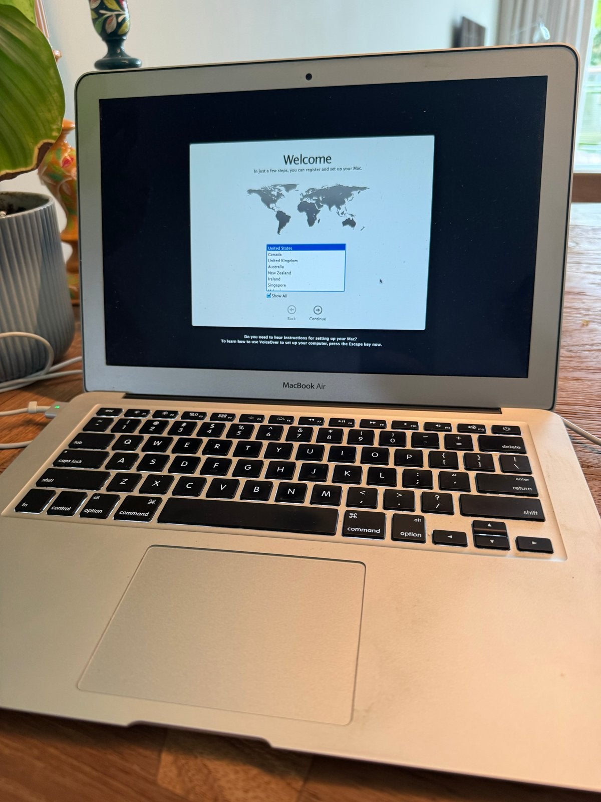 MacBook Air 2014 met oplader - Klaar voor Big Sur upgrade, Computers en Software, Apple Macbooks, Ophalen, Gebruikt, 256 GB, Qwerty