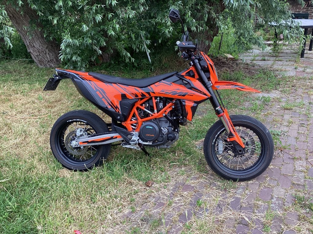 Ktm 690 Smc r, Motoren, 693 cc, Gebruikt, Particulier, Meer dan 35 kW