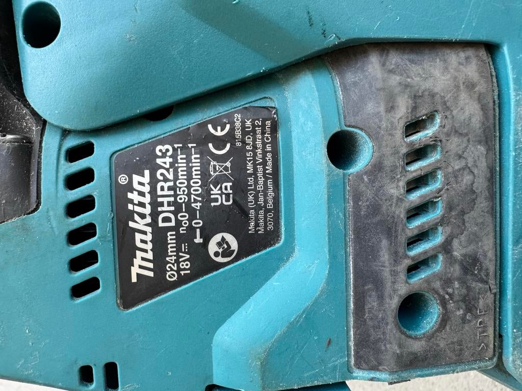 Makita DHR243 Boorhamer met magazijnschroefmachine, Ophalen, Gebruikt, Boor- en/of Breekhamer, Minder dan 400 watt
