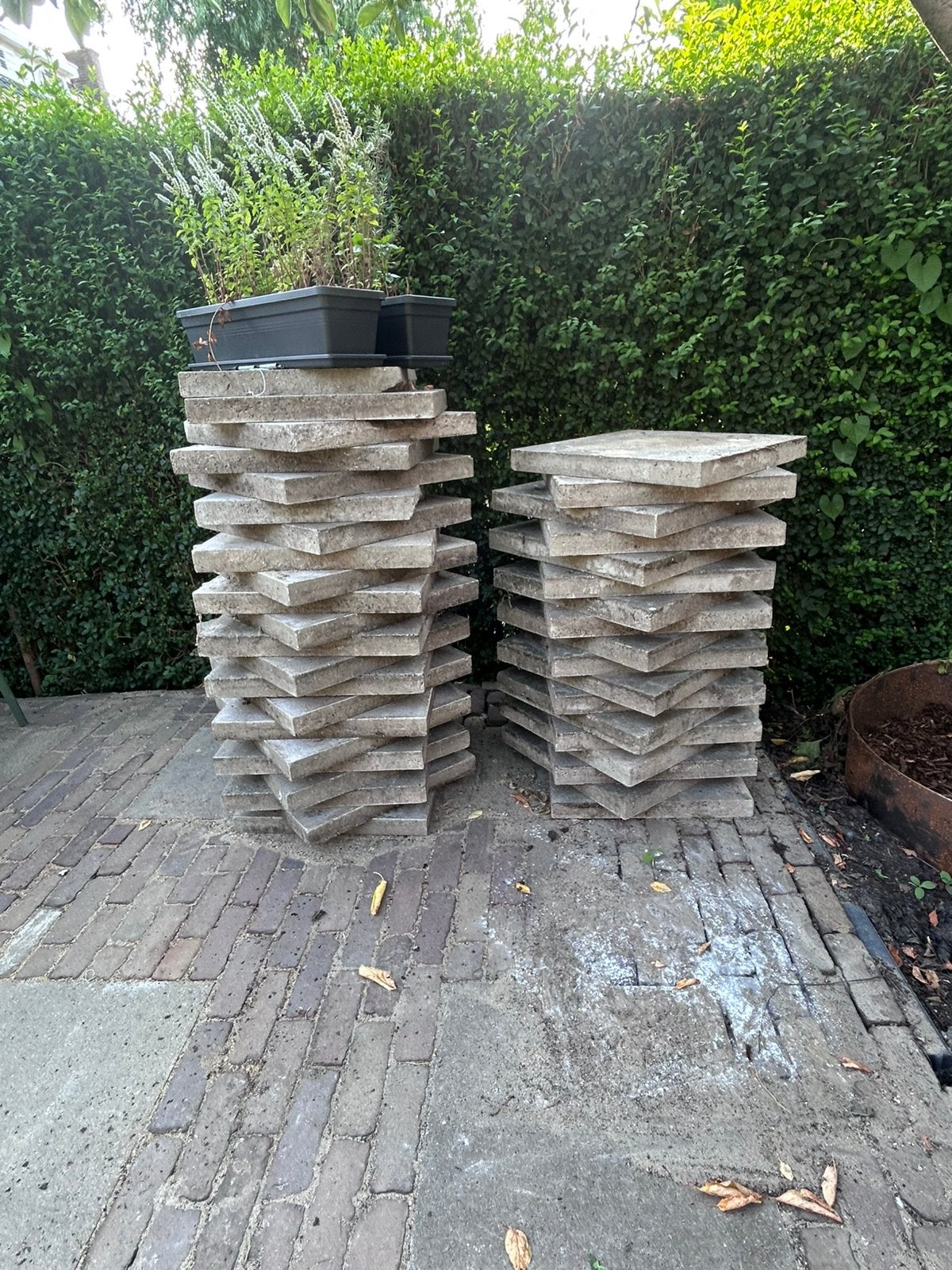 33 Schellevis tegels 50x50, Tuin en Terras, Ophalen, Zo goed als nieuw, Beton, Terrastegels