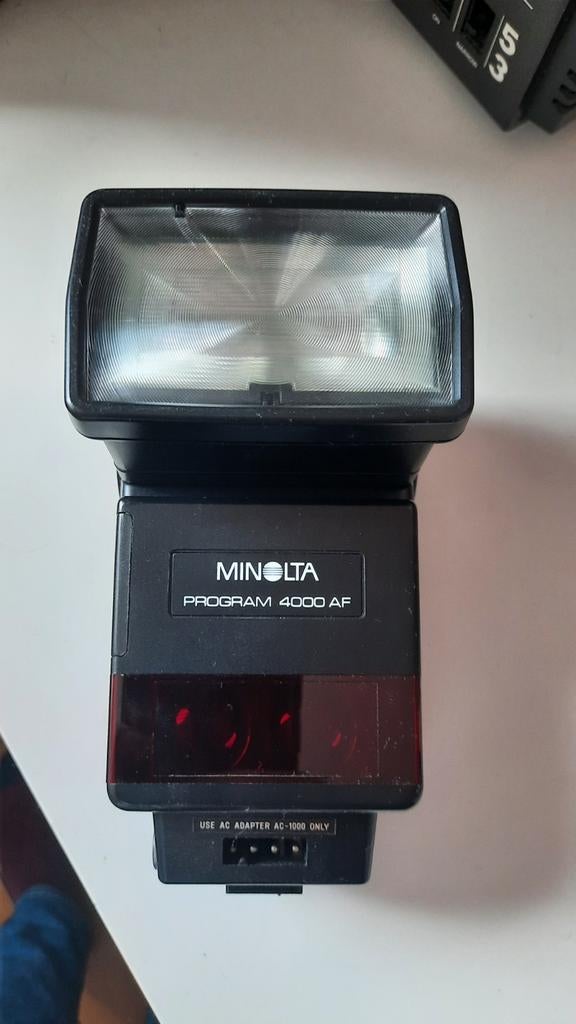 Minolta flitser, Ophalen of Verzenden, Zo goed als nieuw, Overige merken, Kantelbaar