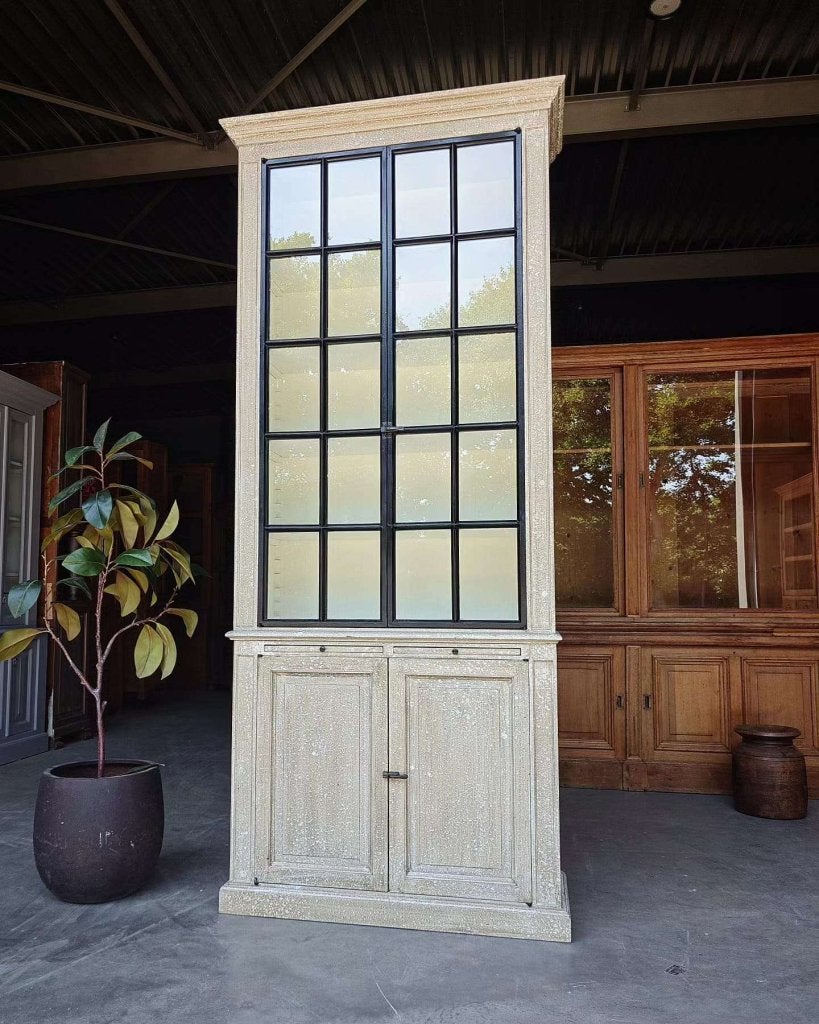 Blikvanger! Zeer mooie hoge vitrinekast | Buffetkast #0346, Huis en Inrichting, Kasten | Buffetkasten, Zo goed als nieuw, 200 cm of meer
