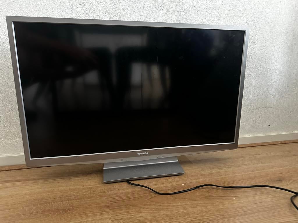 Toshiba TV - Goede staat met afstandsbediening, 50 Hz, Full HD (1080p), Gebruikt, LED