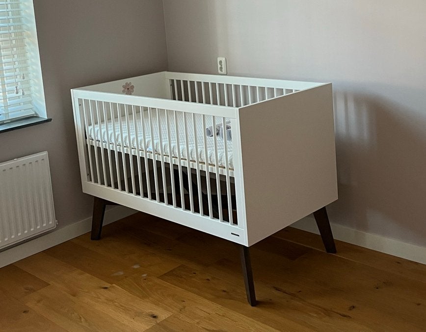 Kidsmill Sixties Ledikant met nieuw matras, Ophalen, Zo goed als nieuw, Ledikant