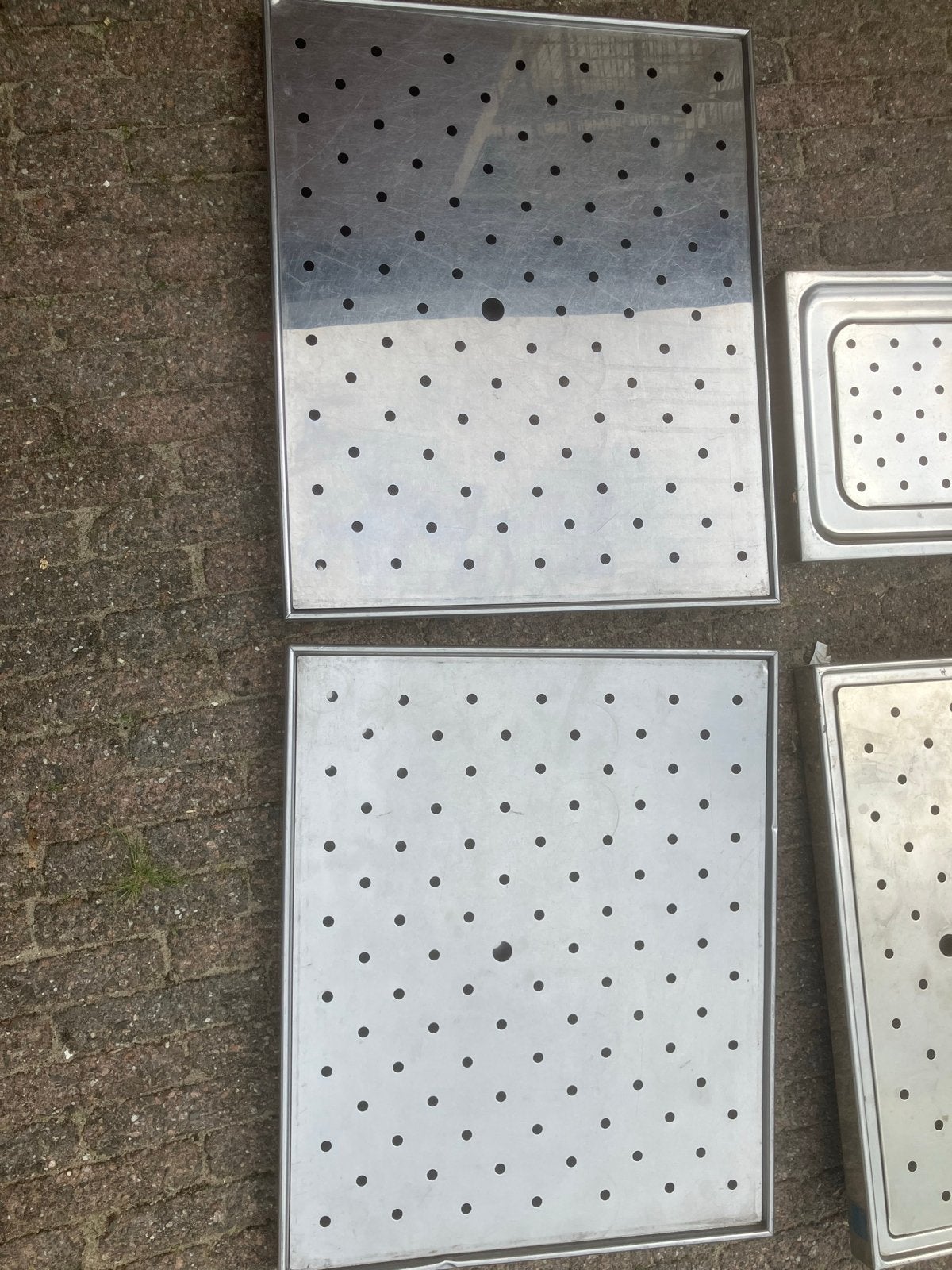 Diverse RVS Lekbladen en Bladen met afvoer voor mancave, Witgoed en Apparatuur, Thuistaps, Gebruikt, Overige merken, Ophalen