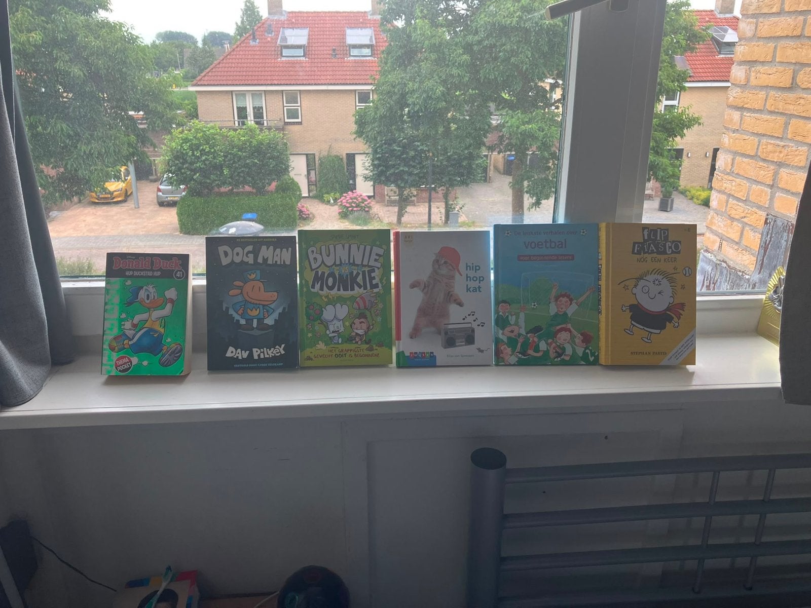 Kinderboekenpakket: Donald Duck, Dog Man, Hippe Kat & meer, Ophalen of Verzenden, Gelezen, Fictie algemeen