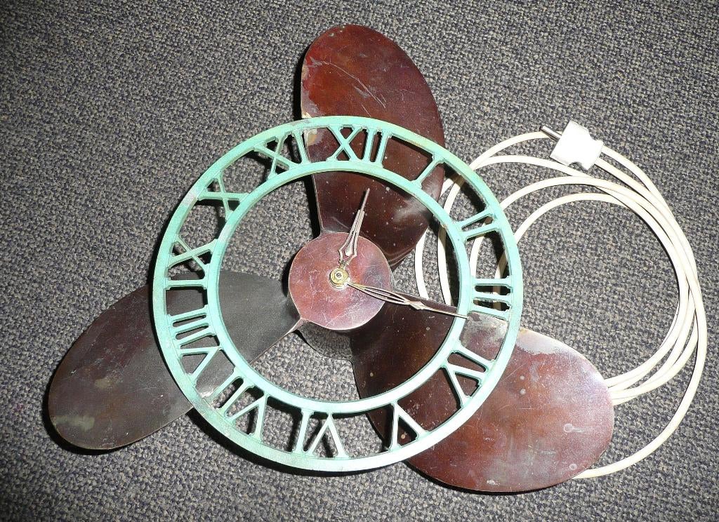 Electrische WANDKLOK BRONZEN SCHROEF Nautisch scheepvaart, Ophalen of Verzenden, Gebruikt, Motorboot of Zeilboot, Gebruiksvoorwerp