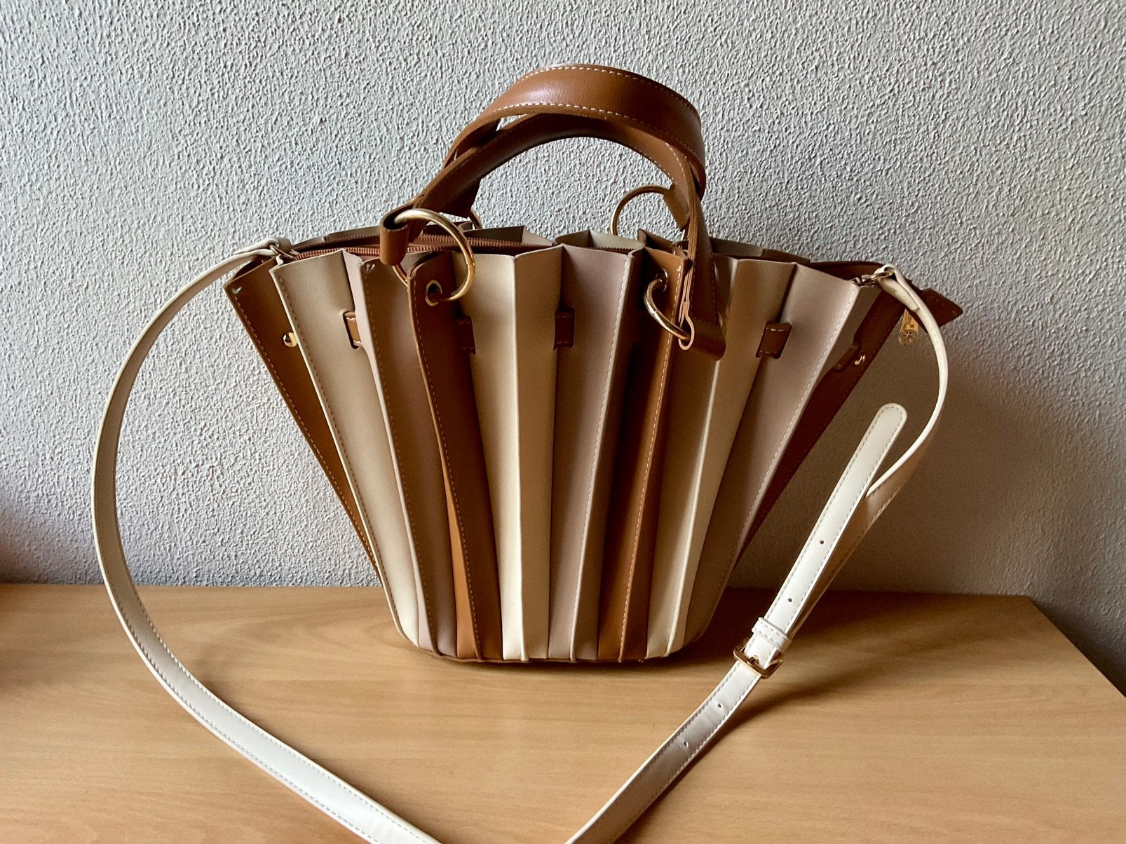 Nieuw! Gallantry super mooie tas. Vegan leer wit bruin, Ophalen of Verzenden, Nieuw, Beige, Overige merken