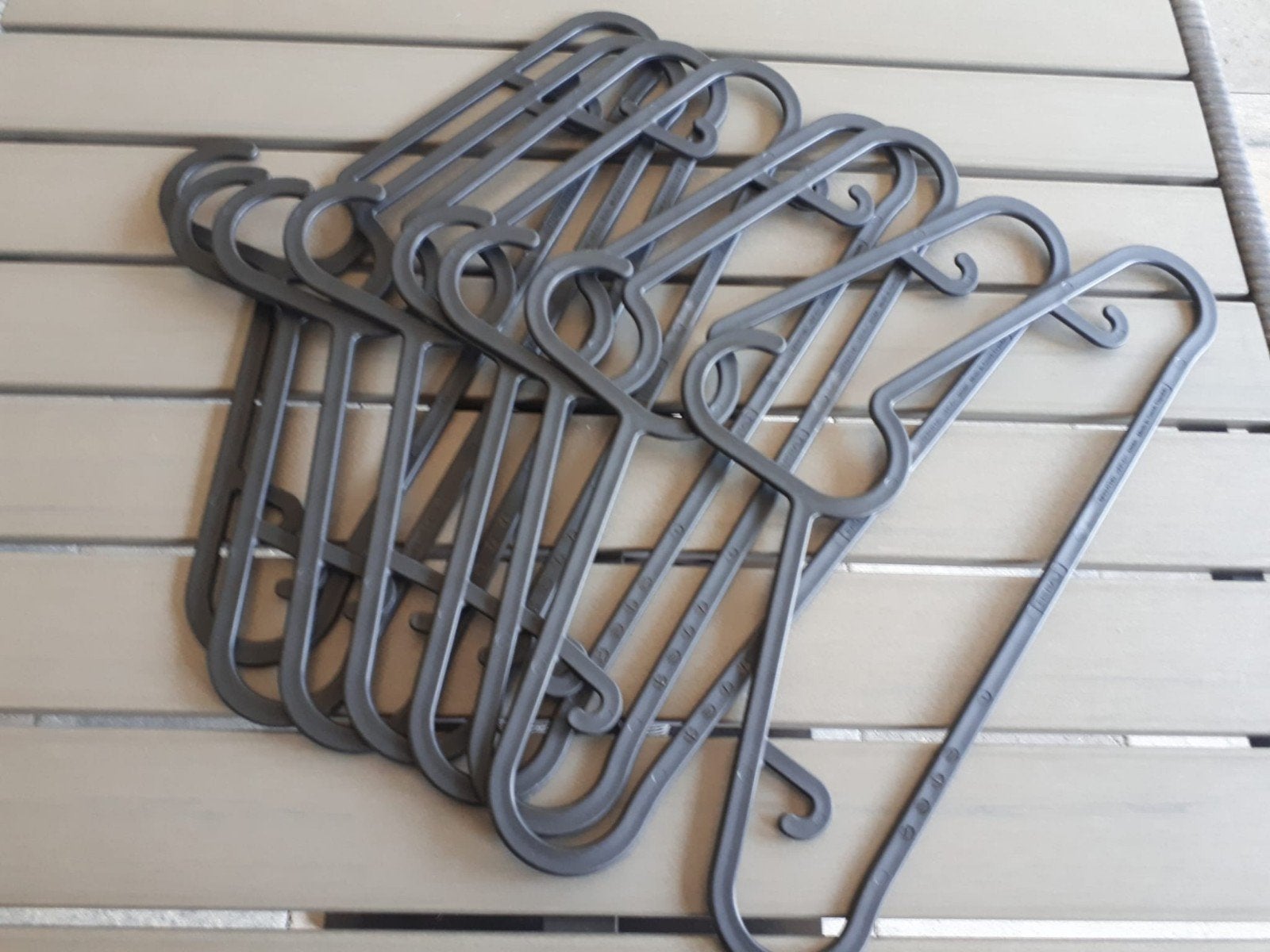 8 nieuwe kunstof zwarte kapstokjes, Ophalen, Nieuw, Kunststof, Overige typen