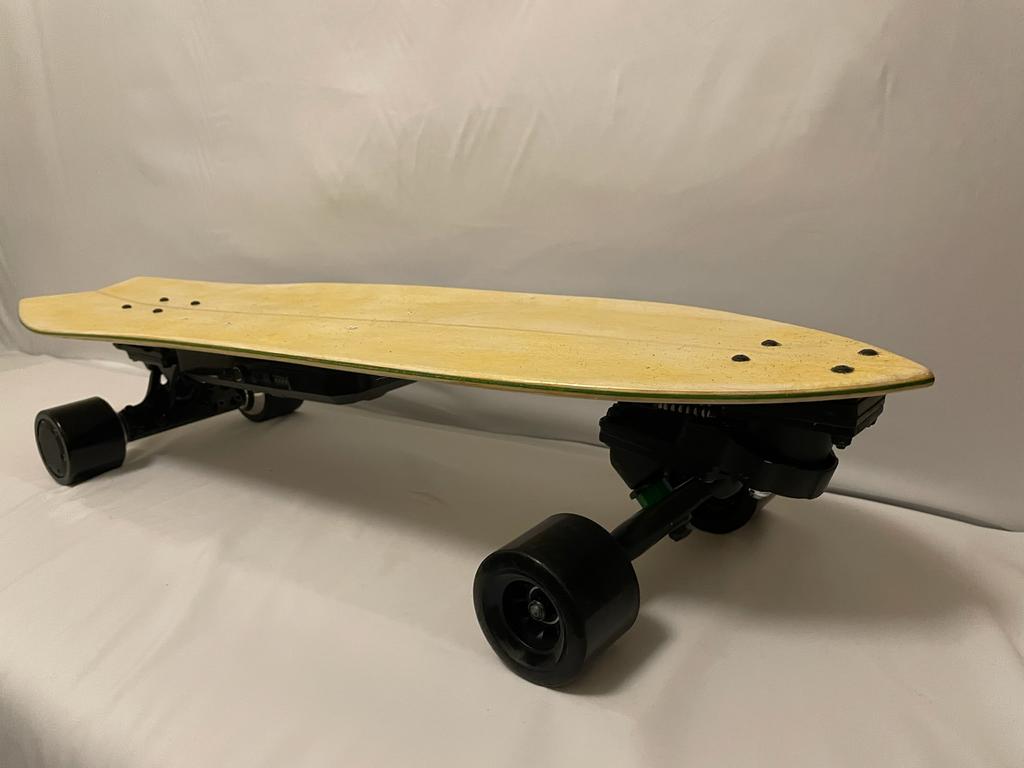 Electrisch surfskate, Ophalen of Verzenden, Nieuw, Skateboard, Longboard