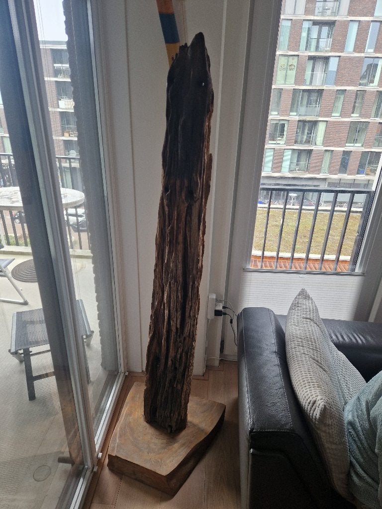 Prachtige houten decoratie object, met houtenvoet kunstwerk, Antiek en Kunst, Kunst | Beelden en Houtsnijwerken, Ophalen
