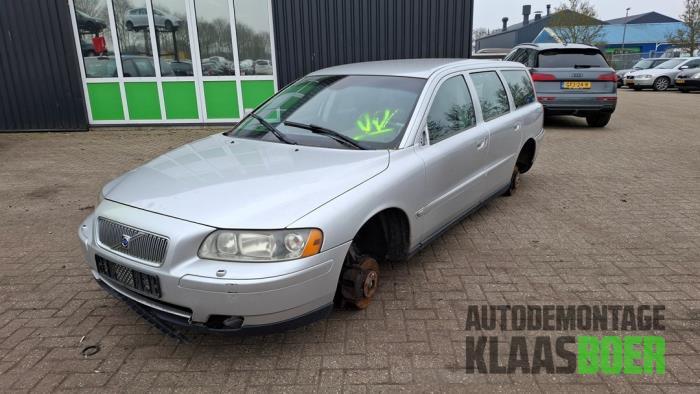 Scherm links-voor van een Volvo V70, Auto-onderdelen, Carrosserie en Plaatwerk, Gebruikt, -, -, Ophalen of Verzenden