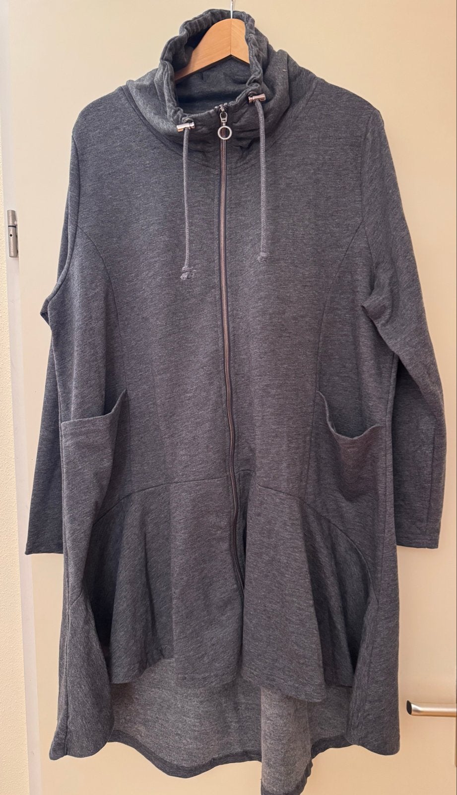 Ulla Popken Grijs Sweatshirt met Rits en Hoge Kraag, Ophalen of Verzenden, Zo goed als nieuw, Maat 46/48 (XL) of groter, Grijs