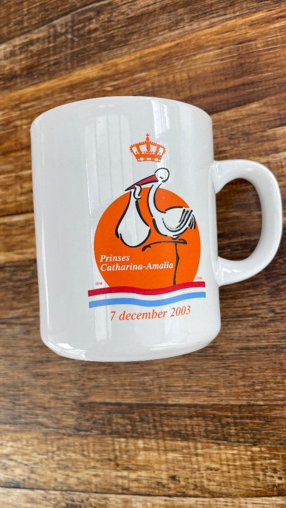 Beker - geboorte Catharina-Amalia, Verzamelen, Ophalen of Verzenden, Nieuw, Nederland, Servies