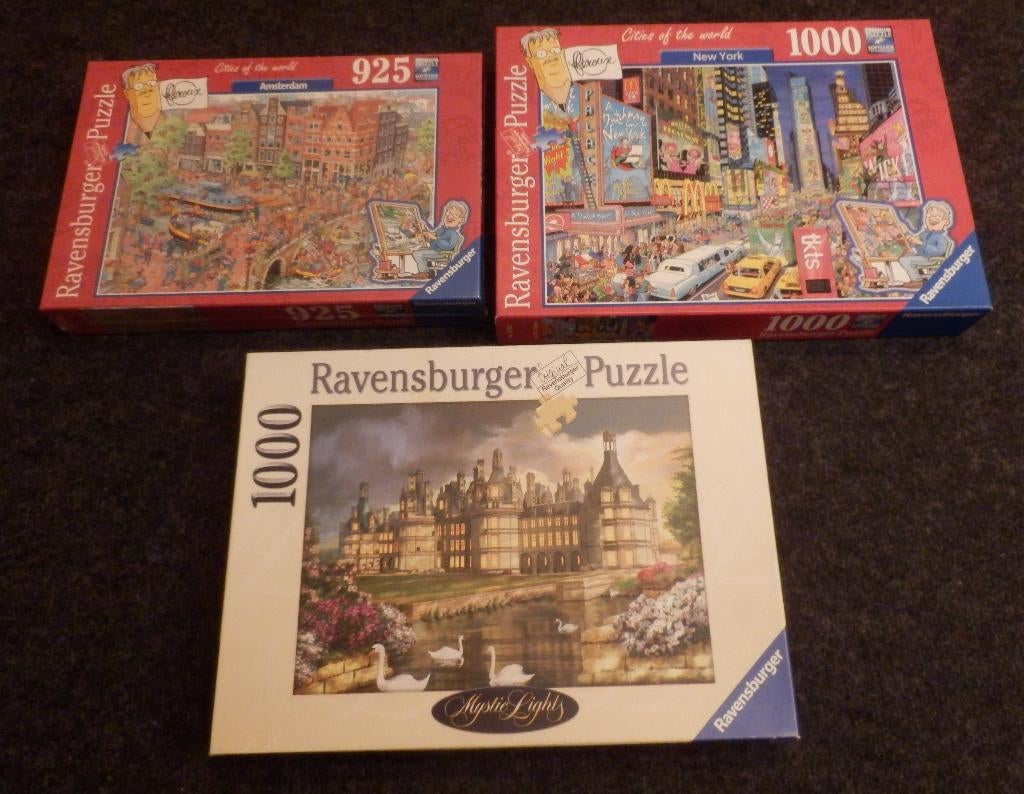 3 x Ravensburger puzzels 3 stuks 1 x 925 en 2 x1000 stukken., Ophalen of Verzenden, 500 t/m 1500 stukjes, Zo goed als nieuw, Legpuzzel