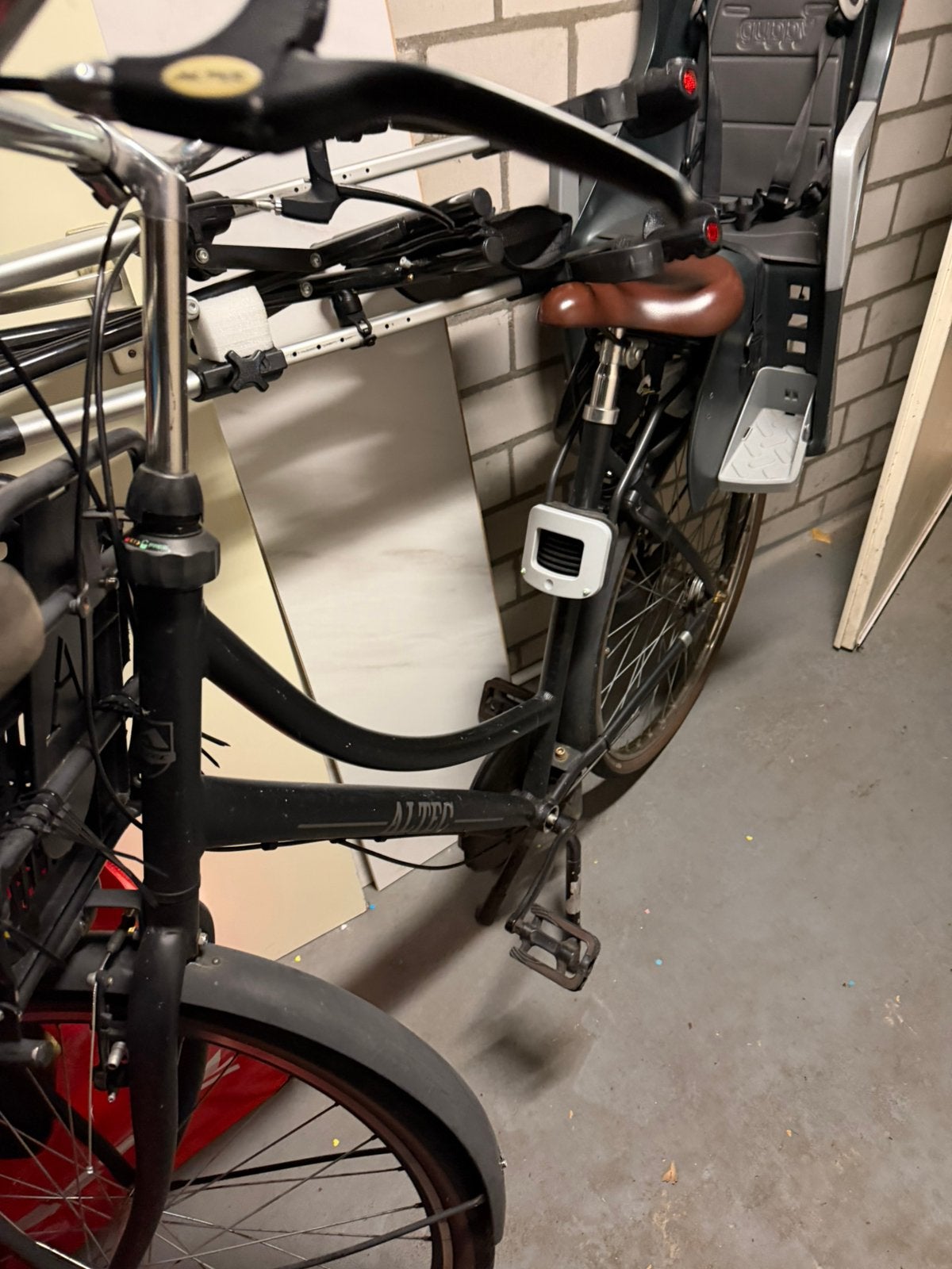 ALTEC 28 inch dames fiets, 47 tot 50 cm, Ophalen, Zo goed als nieuw, Overige merken