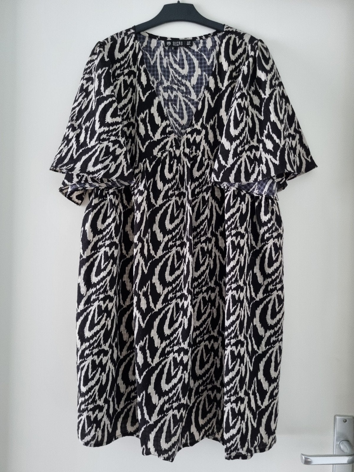 Tuniek / jurk voor dames -- maat M / L -- Guts & Gusto, Maat 38/40 (M), Guts & Gusto, Zwart, Ophalen of Verzenden