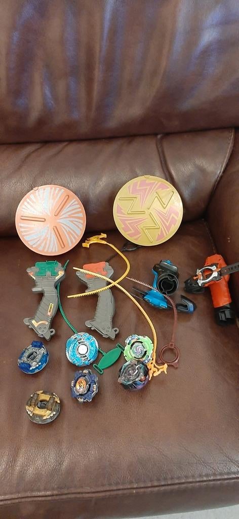 Beyblade set met arena's en launchers, Ophalen of Verzenden, Gebruikt, Jongen of Meisje