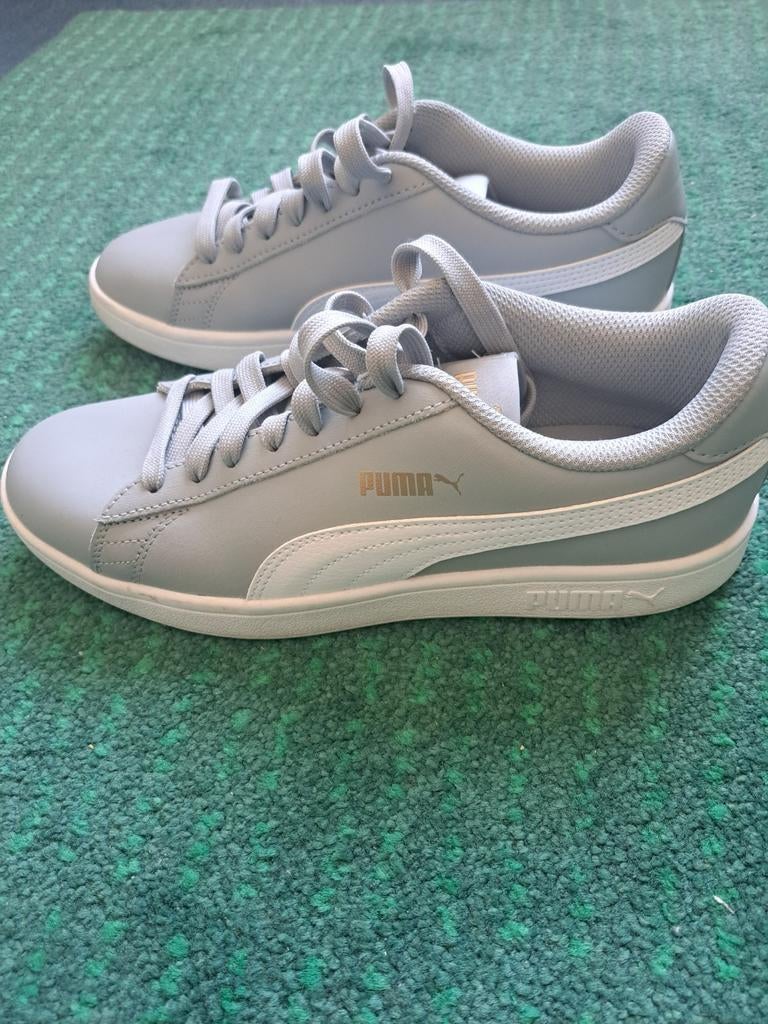 Goed als nieuw PUMA schonen maat 39, Ophalen of Verzenden, Zo goed als nieuw, Overige typen, Overige merken