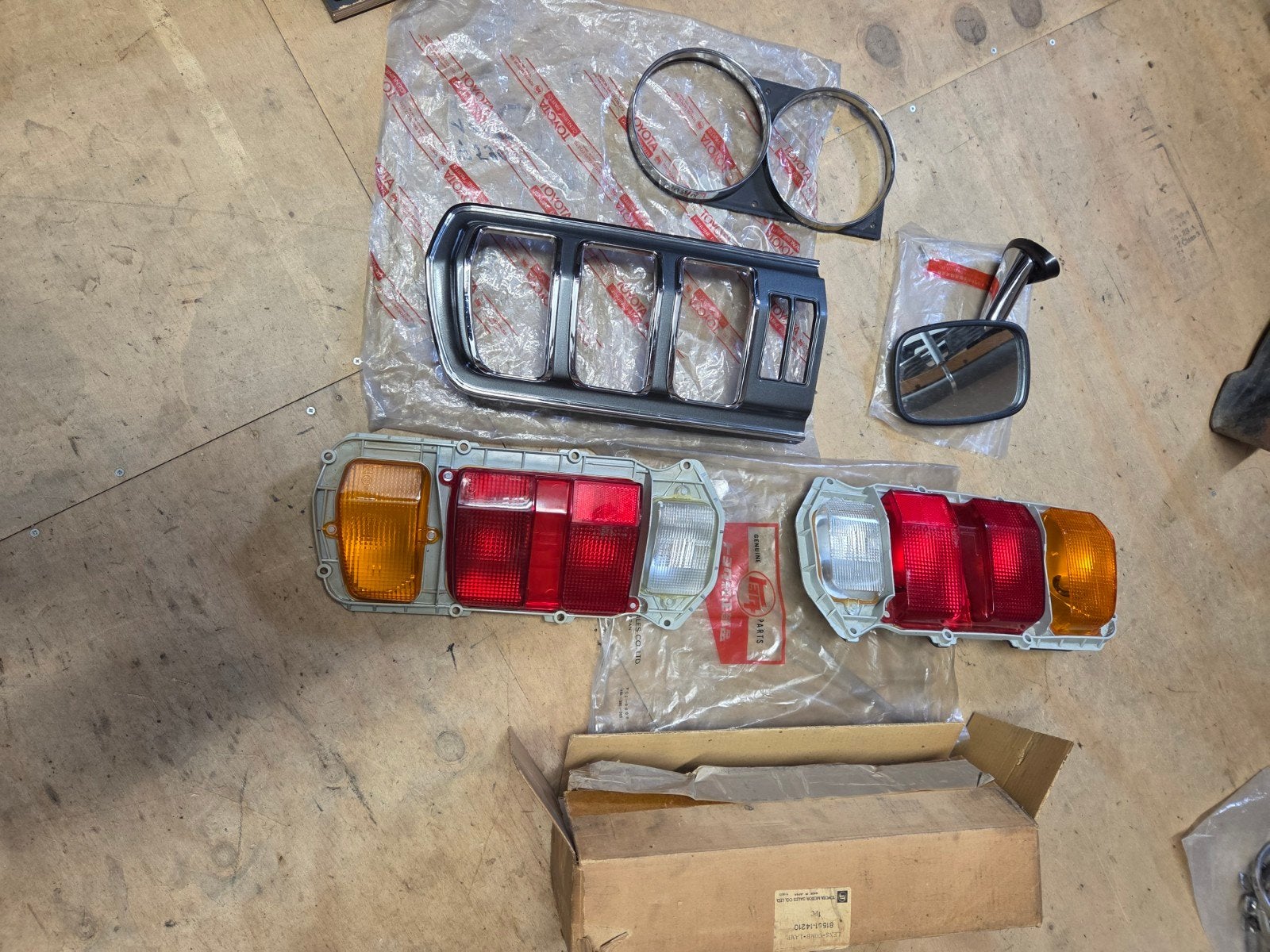 Toyota Celica TA 28 Liftback NOS onderdelen, Ophalen of Verzenden, Nieuw, Toyota