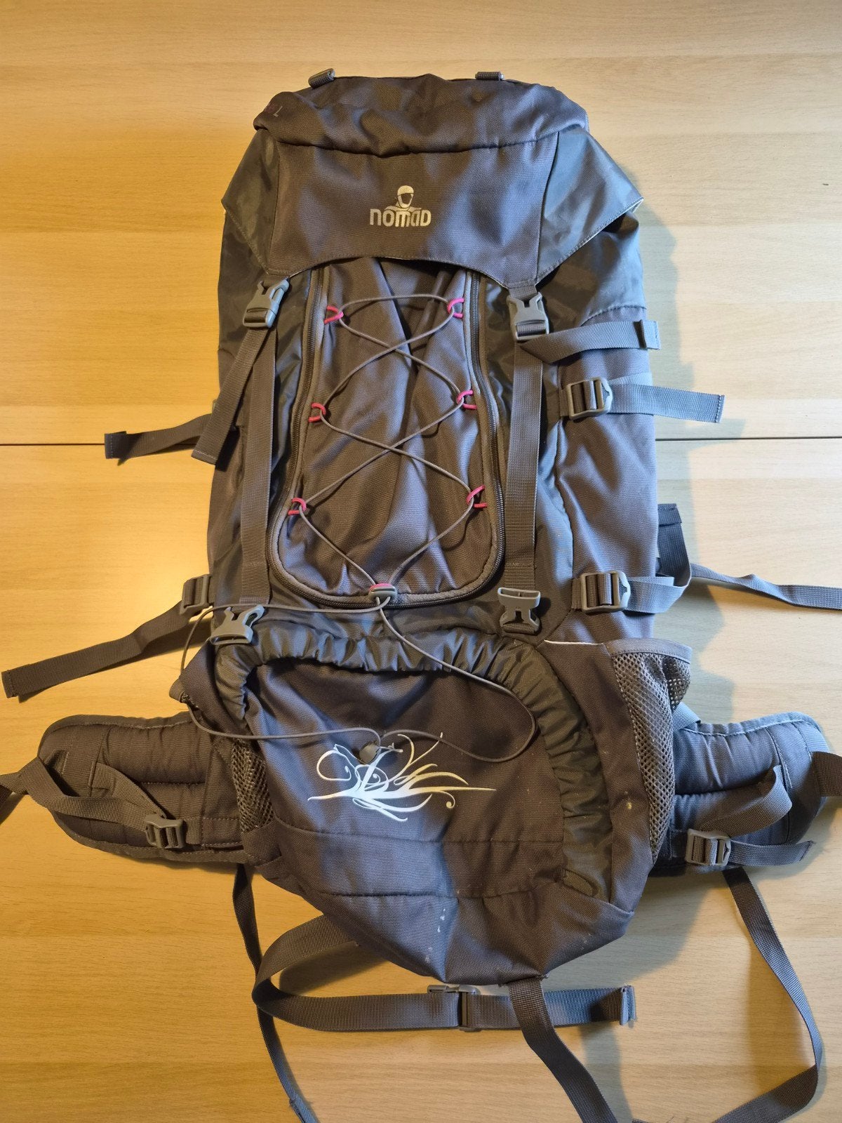 Nomad Backpack 55l: Comfortabel en Ruim voor Avontuur, Gebruikt, Ophalen of Verzenden, Trekking, 60 cm of meer