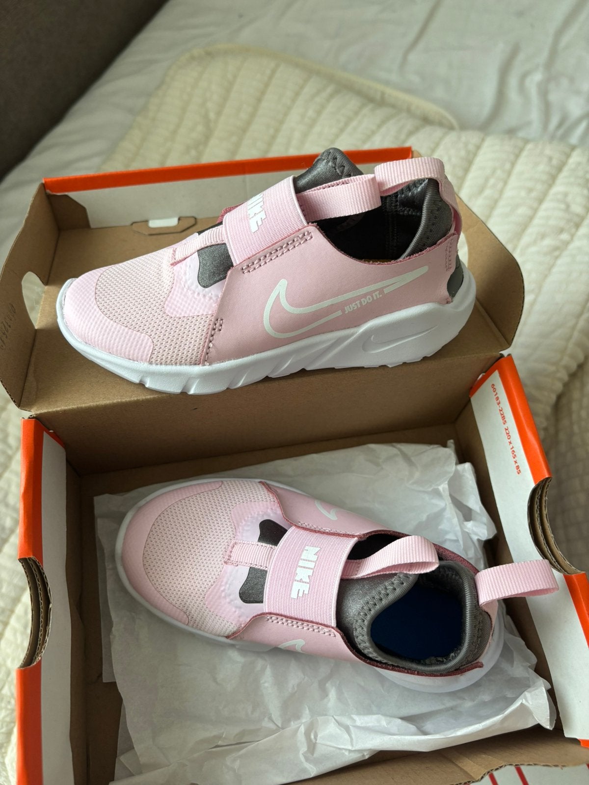 Nike sneaker maat 27,5, Ophalen of Verzenden, Zo goed als nieuw, Jongetje of Meisje, Schoentjes
