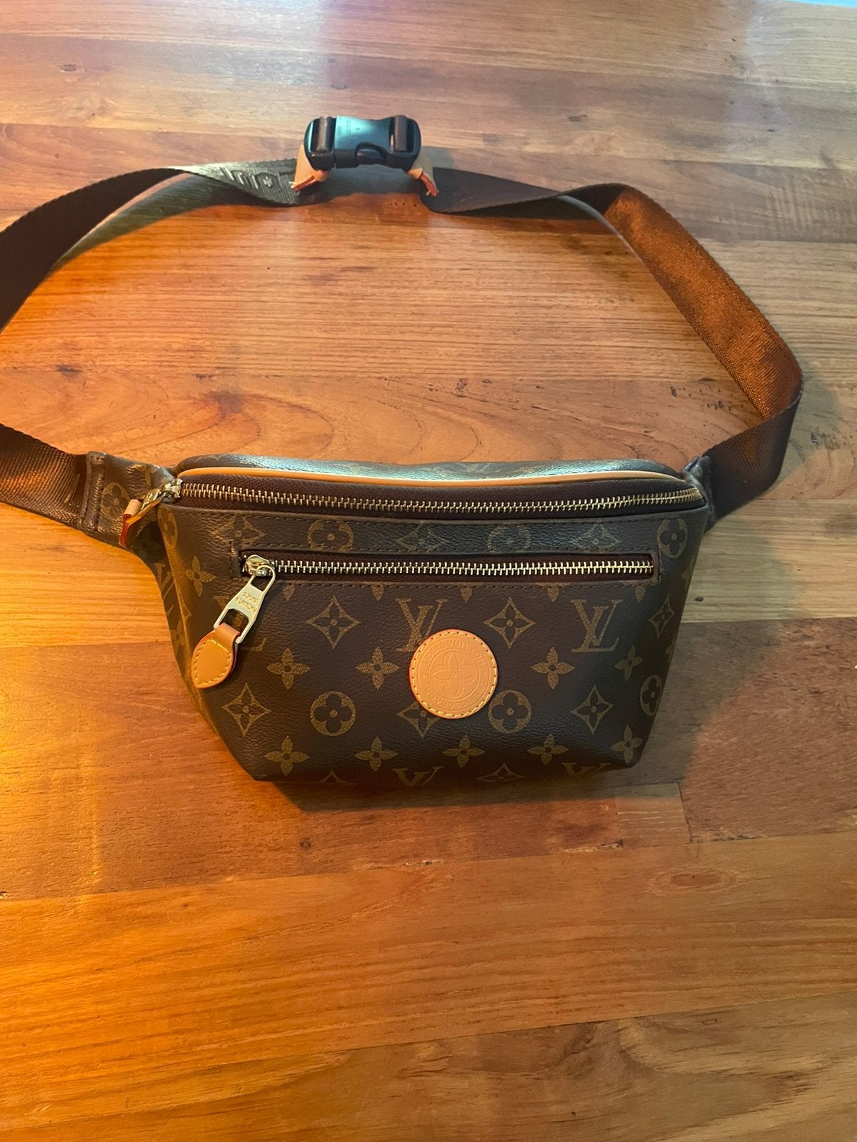 LouisVuitton cross body tas, Overige merken, Bruin, Nieuw, Ophalen of Verzenden