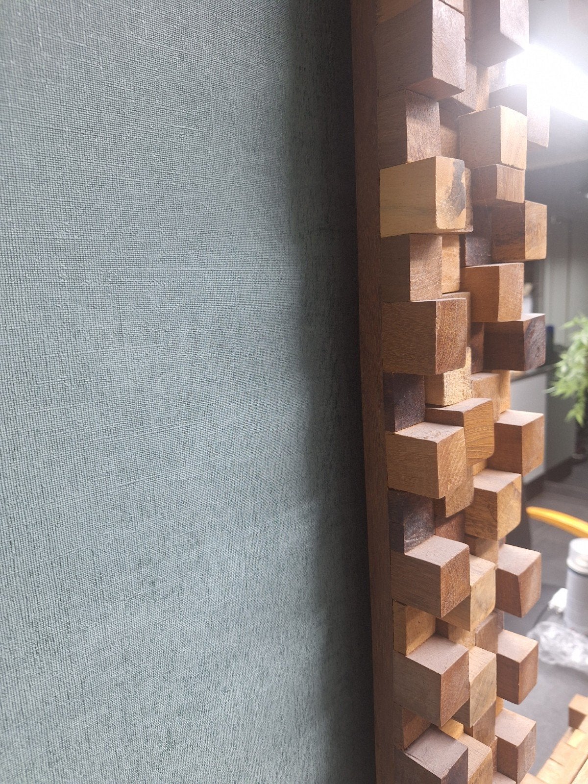 2x Spiegel met een rand van teak houten blokjes, Huis en Inrichting, Woonaccessoires | Spiegels, Ophalen, Gebruikt, 100 tot 150 cm
