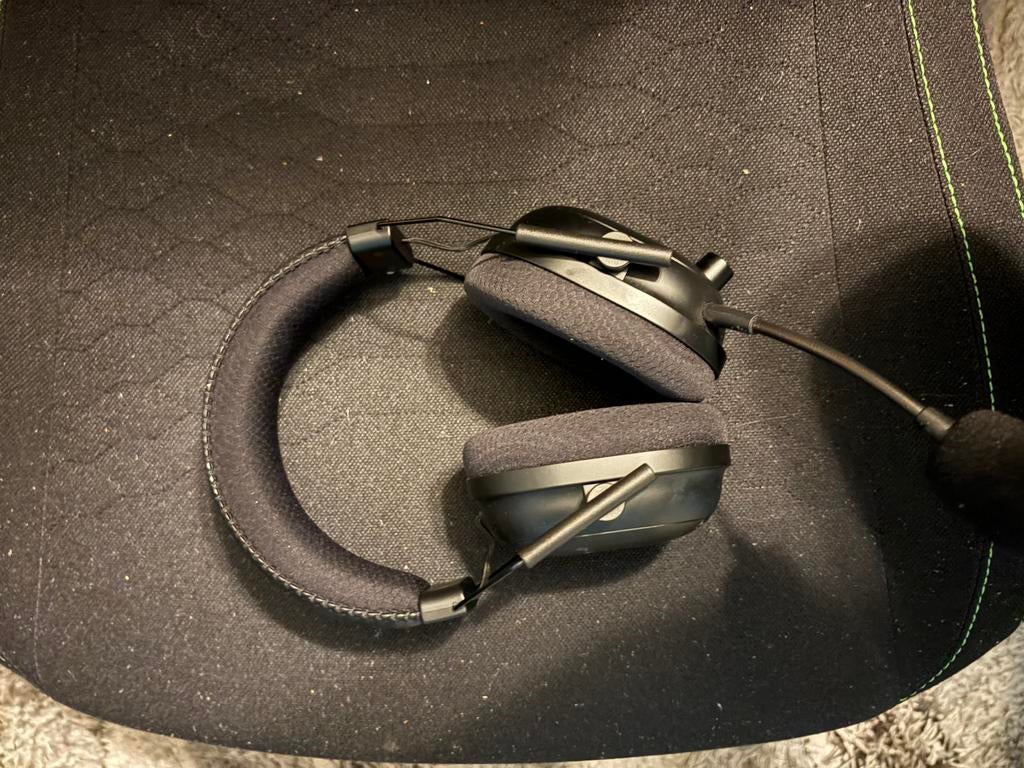 Razer blackshark v2 pro, Computers en Software, Headsets, Ophalen, Zo goed als nieuw
