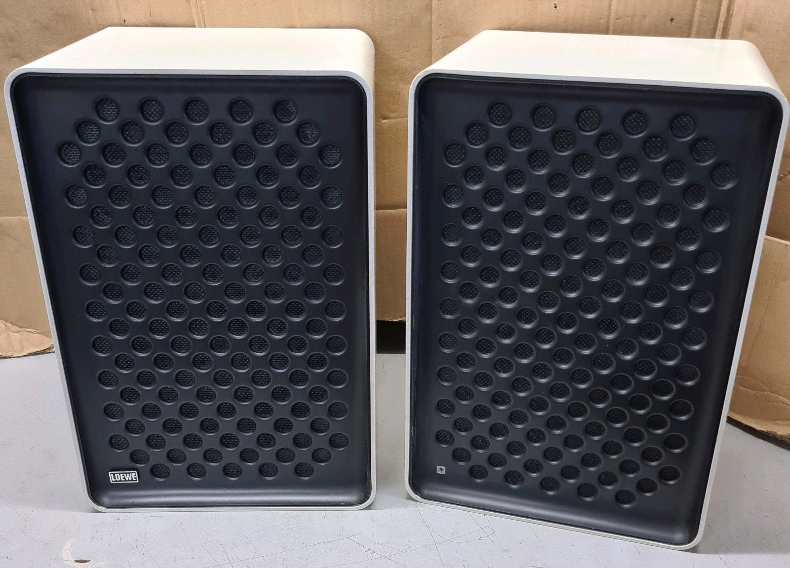 Loewe konzertbox LO26 1973-1974 vintage, Ophalen of Verzenden, Minder dan 60 watt, Front, Rear of Stereo speakers, Overige merken