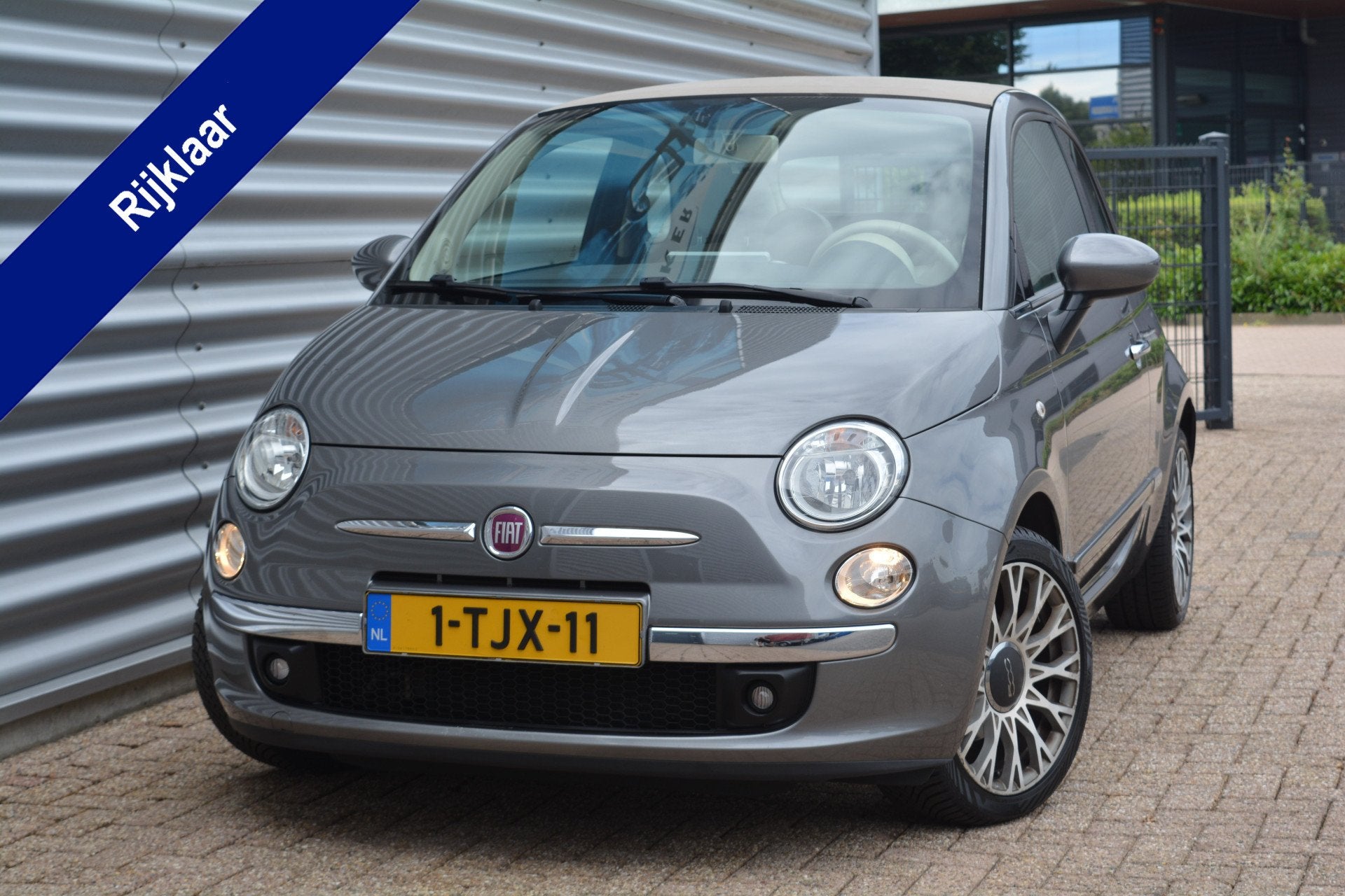 Fiat 500C 0.9 TwinAir Lounge Cabrio/Carplay/Leder/OrgNL, 86 pk, Gebruikt, Cabriolet, Handgeschakeld