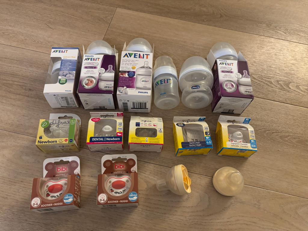 2 Medela Calma flesspeen - 5 Avent flessen - 7x fopspeen, Kinderen en Baby's, Babyvoeding en Toebehoren, Ophalen, Nieuw, Overige typen