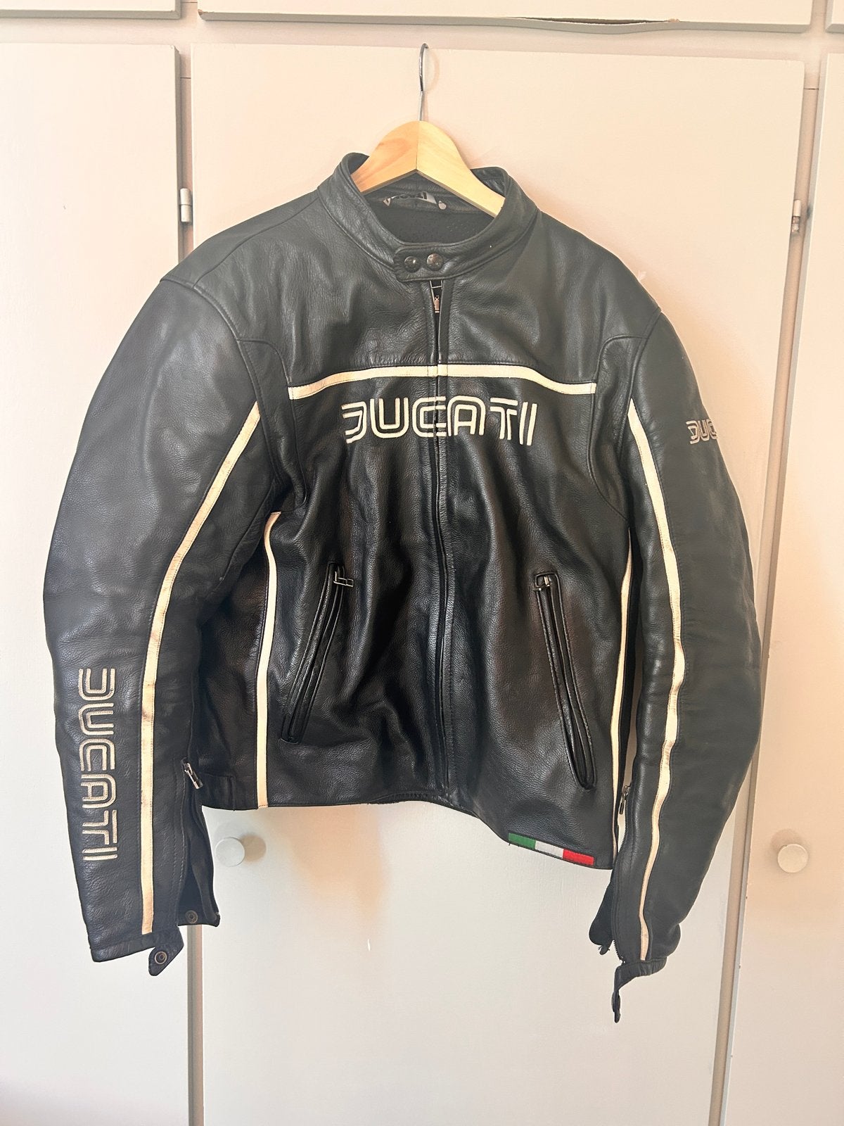 Ducati Leren Motorpak Maat 56 - Jas, Broek & Rugprotector, Motoren, Ophalen, Tweedehands, Heren, Jas | leer